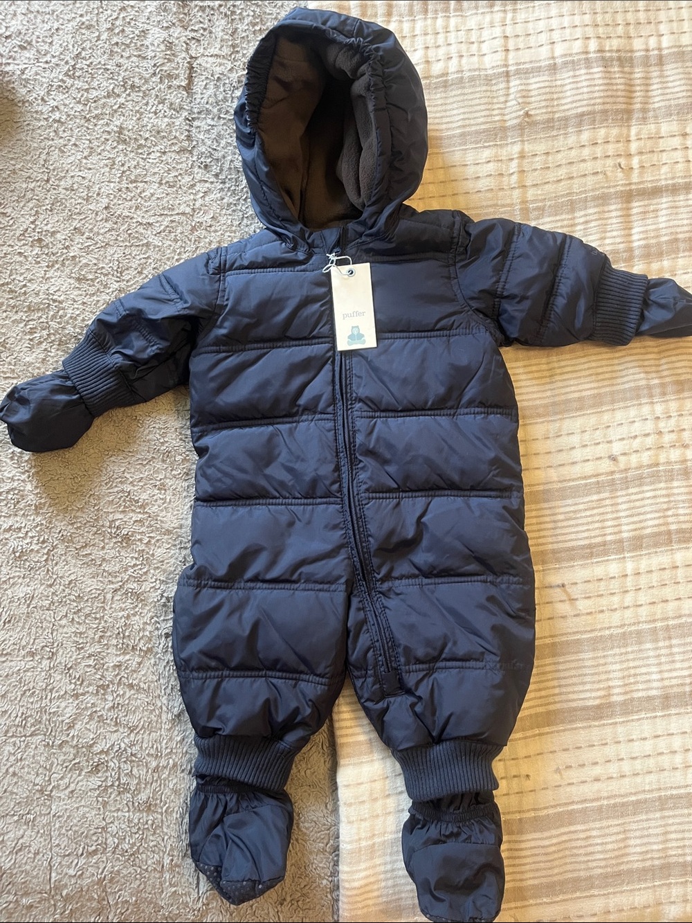 SOLD 🎉 NWT Baby Gap Boy's Puffer Onesie | 0-6mo